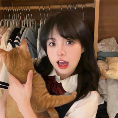 小鱼莉莉